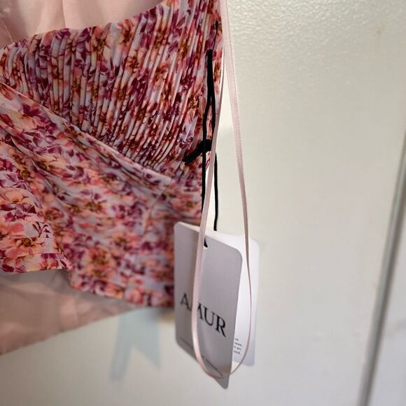 Amur Caelynn Floral Smocked Ruffle Cross Back Top .Size XL - Picture 11 of 16